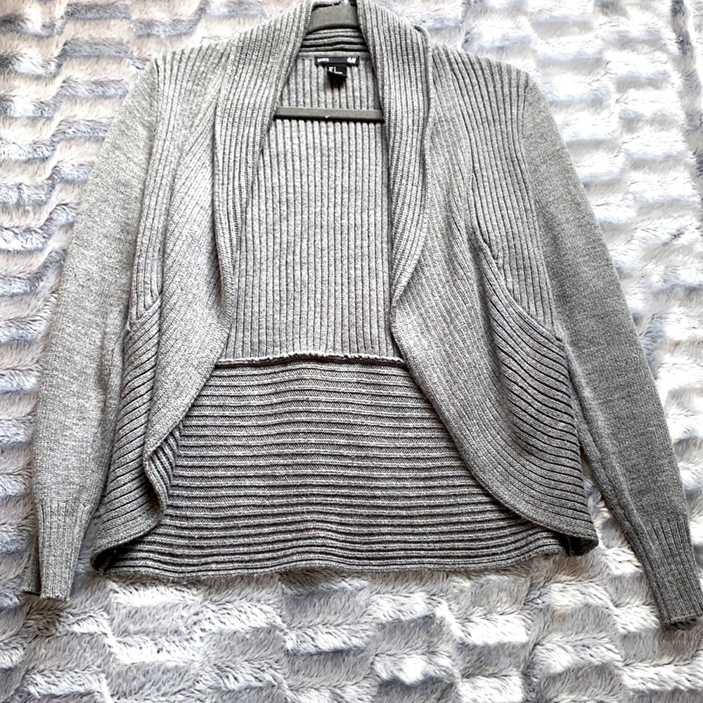 H&M Cardigan 🤍